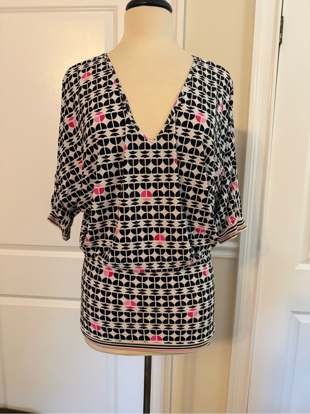 Trina Turk Geometric Print V-Neck Dolman Top in Black, White & Pink